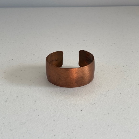 Vintage Jewelry - Genuine Copper Cuff With No Design